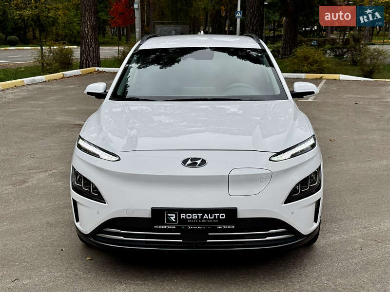 Позашляховик / Кросовер Hyundai Kona Electric 2022 в Києві