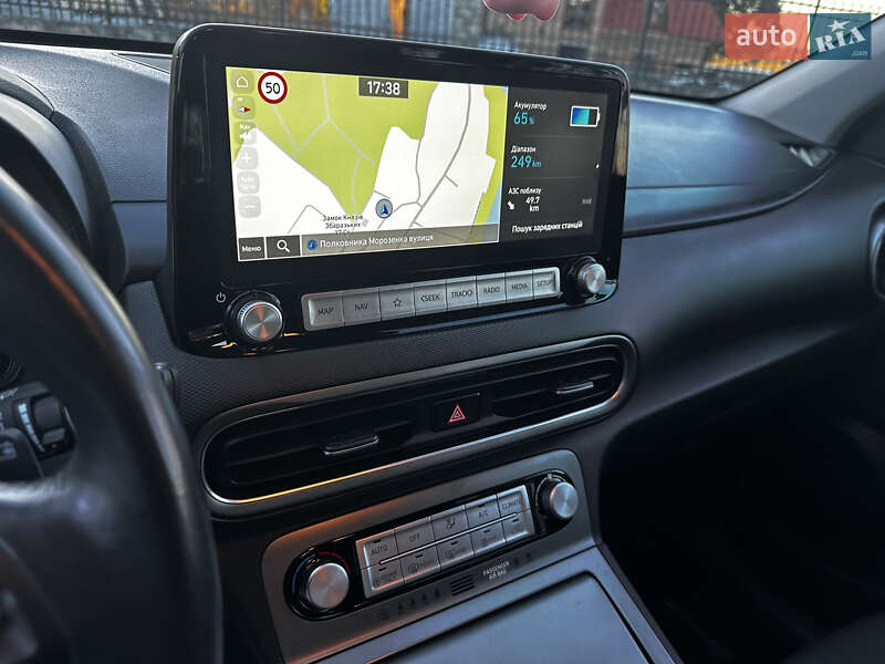 Внедорожник / Кроссовер Hyundai Kona Electric 2022 в Збараже