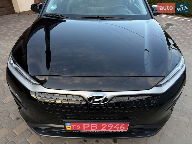Позашляховик / Кросовер Hyundai Kona Electric 2020 в Чернівцях
