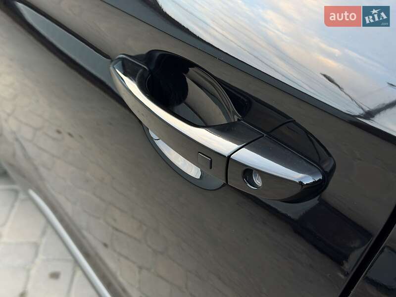 Позашляховик / Кросовер Hyundai Kona Electric 2020 в Чернівцях