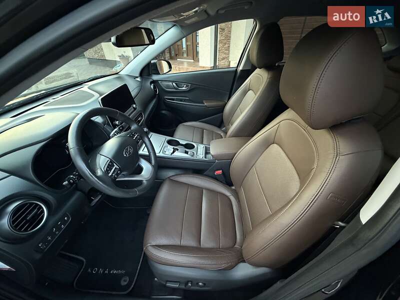 Позашляховик / Кросовер Hyundai Kona Electric 2020 в Чернівцях