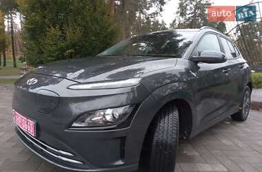 Внедорожник / Кроссовер Hyundai Kona Electric 2022 в Ирпене
