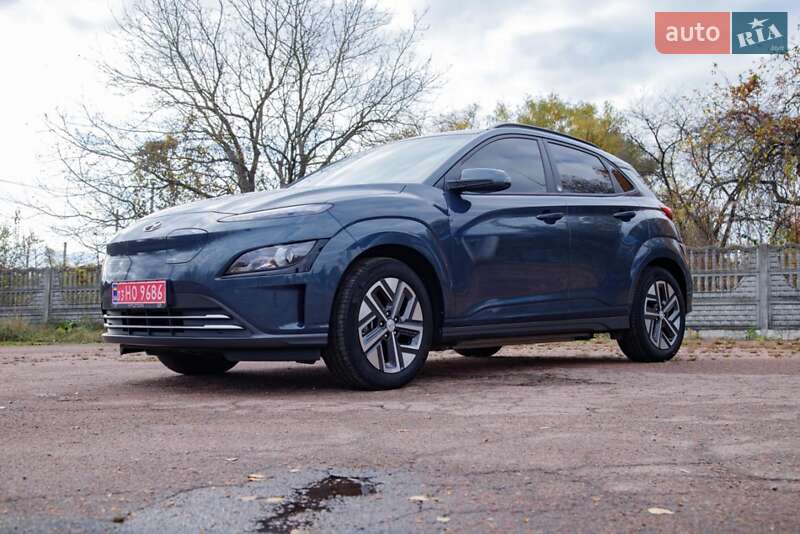 Внедорожник / Кроссовер Hyundai Kona Electric 2022 в Бердичеве