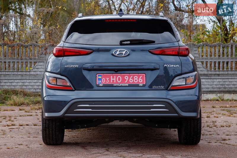 Внедорожник / Кроссовер Hyundai Kona Electric 2022 в Бердичеве