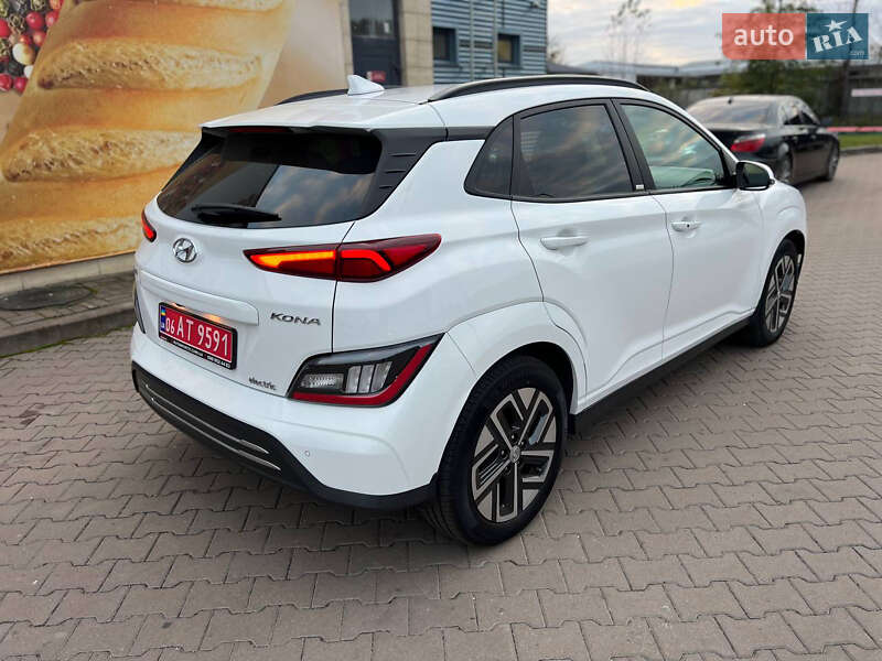 Позашляховик / Кросовер Hyundai Kona Electric 2021 в Житомирі