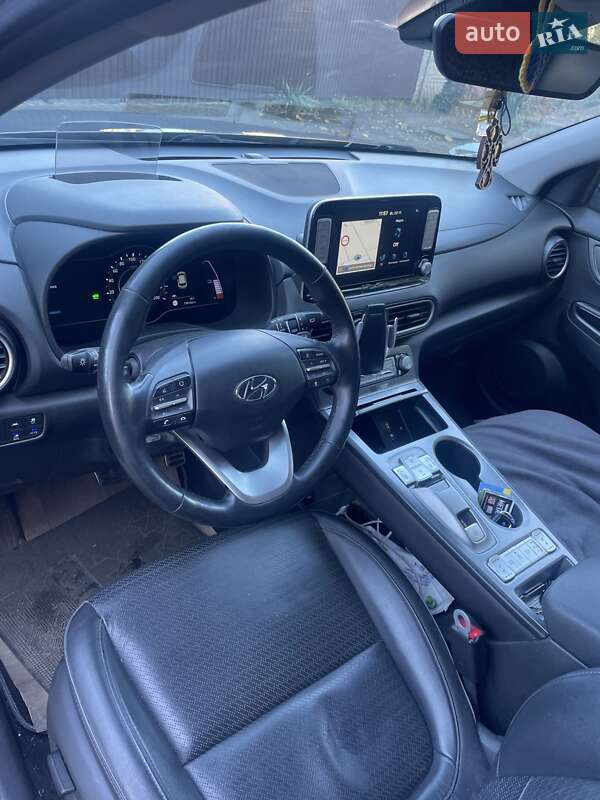 Позашляховик / Кросовер Hyundai Kona Electric 2019 в Херсоні