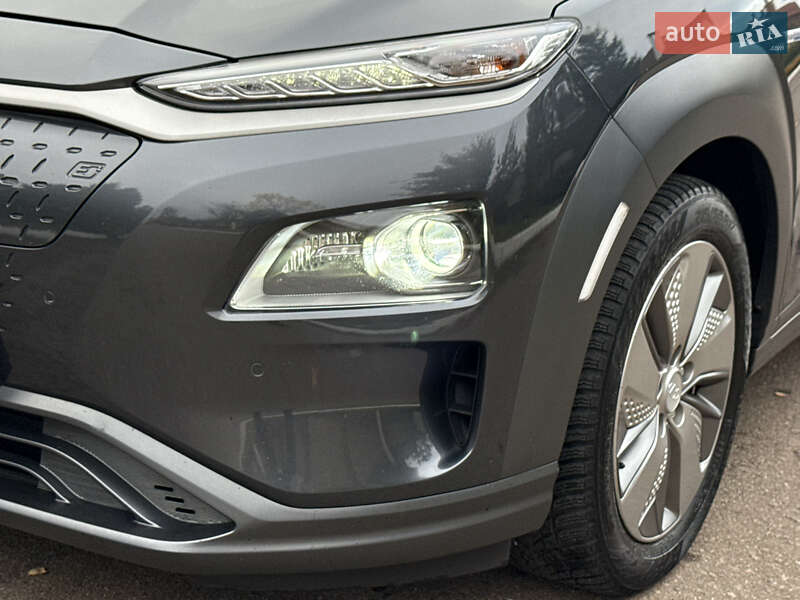 Внедорожник / Кроссовер Hyundai Kona Electric 2020 в Ровно