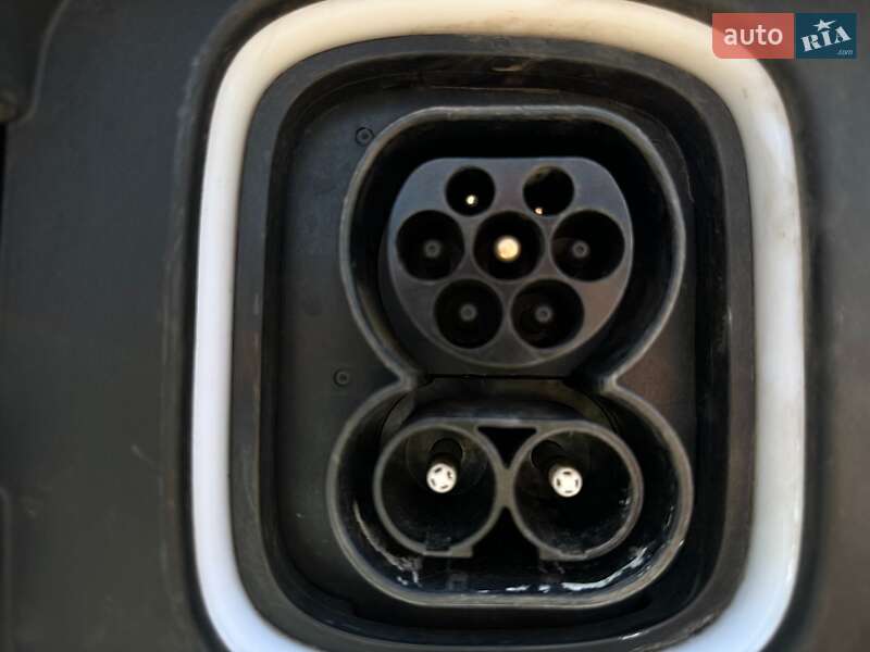 Внедорожник / Кроссовер Hyundai Kona Electric 2021 в Львове