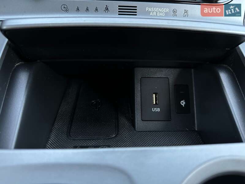 Внедорожник / Кроссовер Hyundai Kona Electric 2021 в Львове