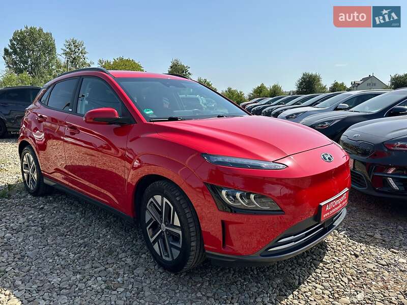 Внедорожник / Кроссовер Hyundai Kona Electric 2021 в Львове