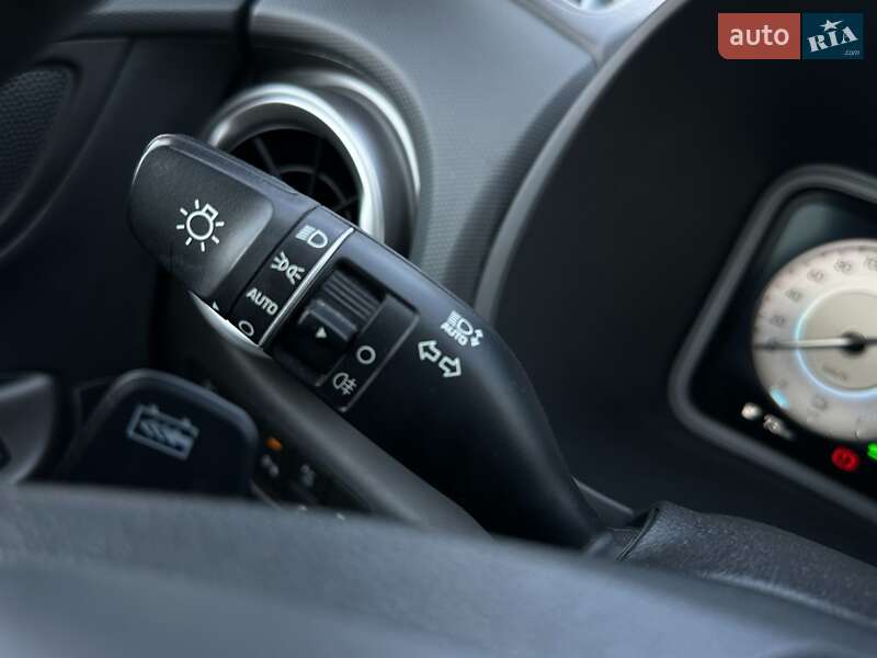 Внедорожник / Кроссовер Hyundai Kona Electric 2021 в Львове