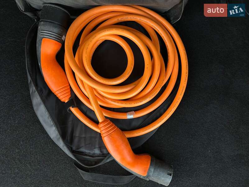 Внедорожник / Кроссовер Hyundai Kona Electric 2021 в Львове