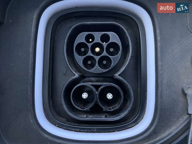 Внедорожник / Кроссовер Hyundai Kona Electric 2021 в Львове