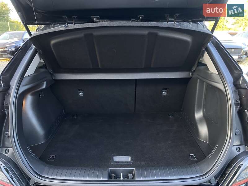 Внедорожник / Кроссовер Hyundai Kona Electric 2021 в Львове