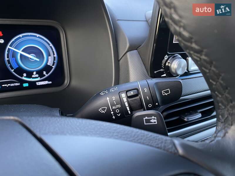 Внедорожник / Кроссовер Hyundai Kona Electric 2021 в Львове