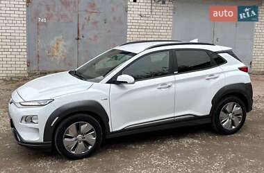 Внедорожник / Кроссовер Hyundai Kona Electric 2020 в Житомире