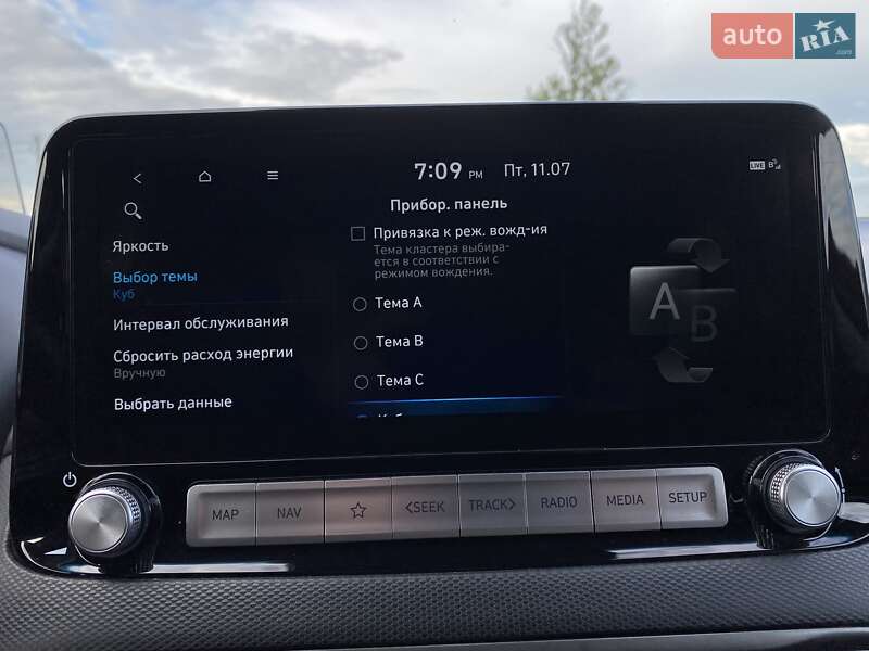 Внедорожник / Кроссовер Hyundai Kona Electric 2022 в Львове