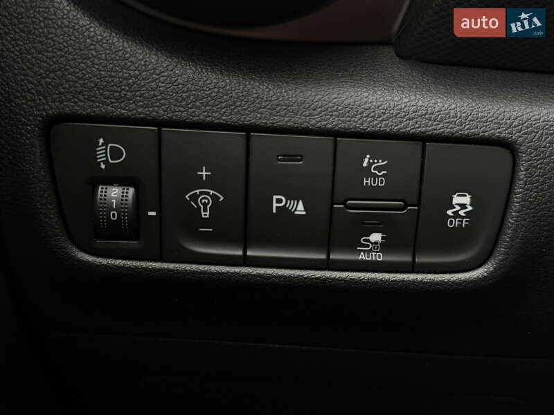 Внедорожник / Кроссовер Hyundai Kona Electric 2021 в Львове