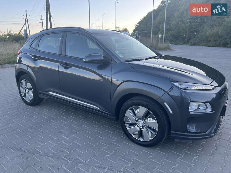 Внедорожник / Кроссовер Hyundai Kona Electric 2020 в Виннице