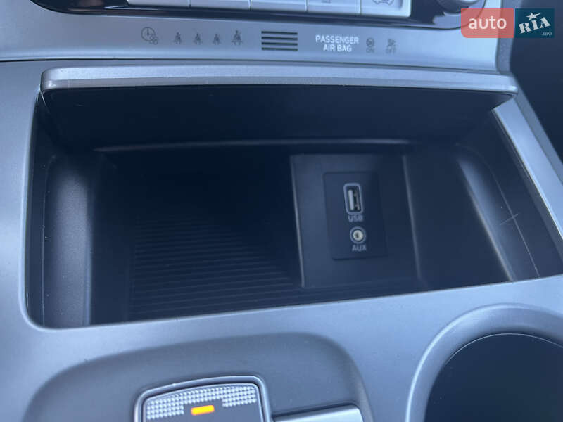 Внедорожник / Кроссовер Hyundai Kona Electric 2020 в Виннице