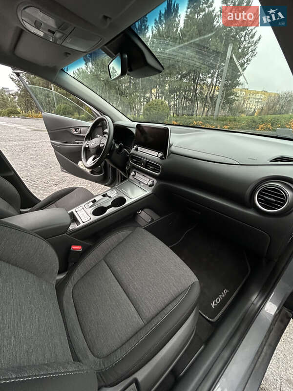Внедорожник / Кроссовер Hyundai Kona Electric 2020 в Днепре фото 25 Внедорожник / Кроссовер Hyundai Kona Electric 2020 в Днепре