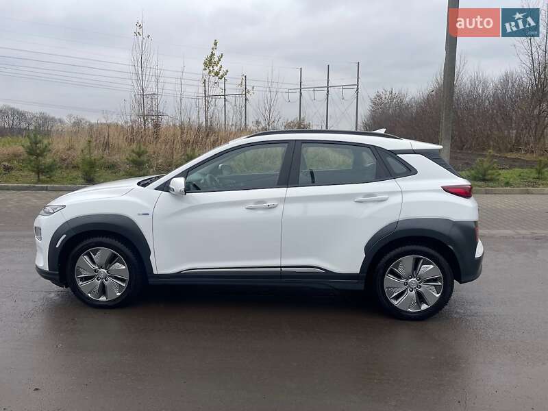 Внедорожник / Кроссовер Hyundai Kona Electric 2020 в Ровно
