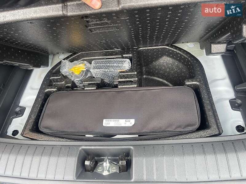 Внедорожник / Кроссовер Hyundai Kona Electric 2020 в Ровно