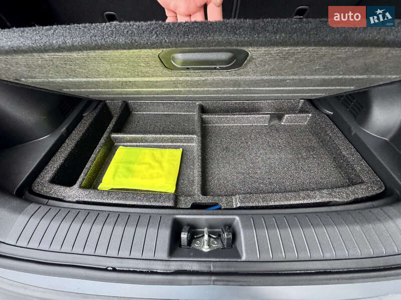 Позашляховик / Кросовер Hyundai Kona Electric 2020 в Луцьку фото 19 Позашляховик / Кросовер Hyundai Kona Electric 2020 в Луцьку