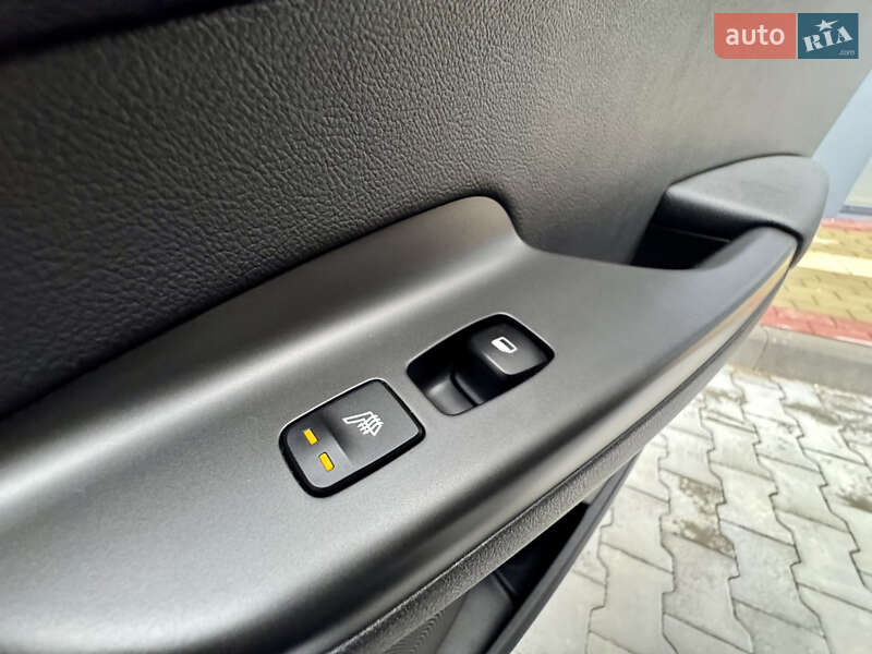 Позашляховик / Кросовер Hyundai Kona Electric 2020 в Луцьку фото 36 Позашляховик / Кросовер Hyundai Kona Electric 2020 в Луцьку