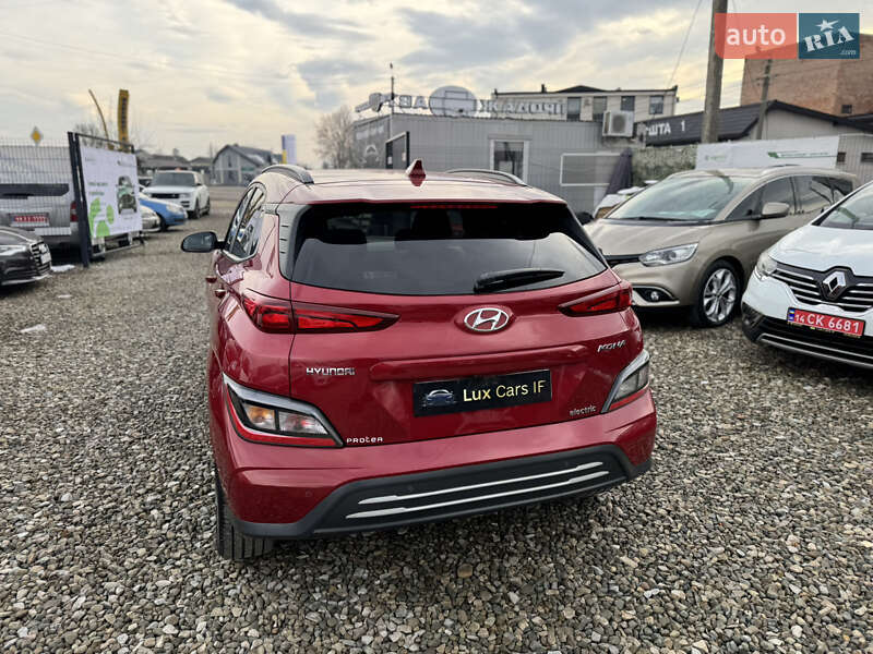 Внедорожник / Кроссовер Hyundai Kona Electric 2022 в Ивано-Франковске