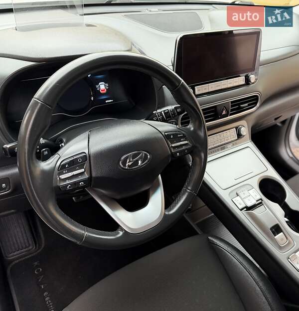 Позашляховик / Кросовер Hyundai Kona Electric 2020 в Львові фото 48 Позашляховик / Кросовер Hyundai Kona Electric 2020 в Львові