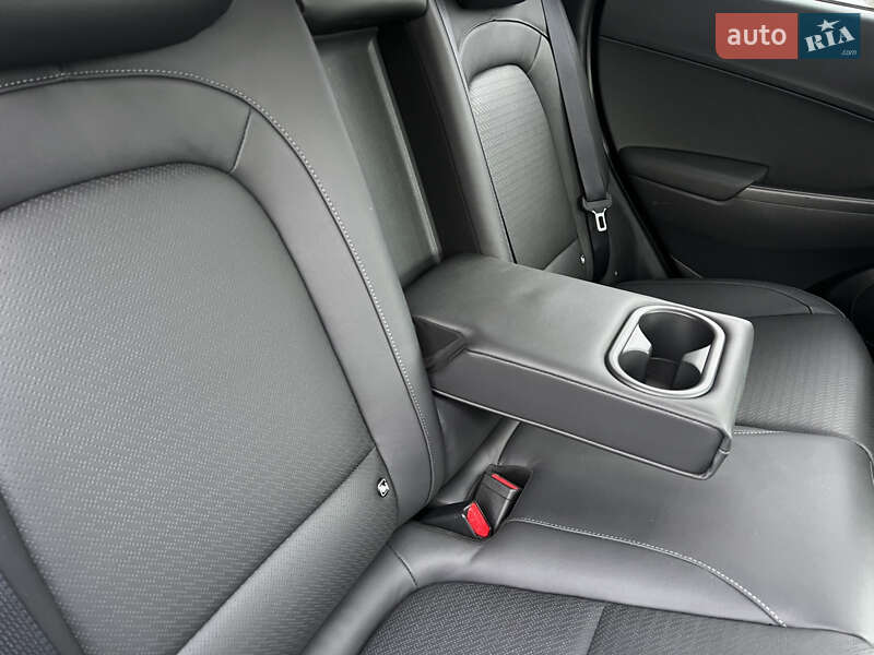 Внедорожник / Кроссовер Hyundai Kona Electric 2020 в Луцке фото 47 Внедорожник / Кроссовер Hyundai Kona Electric 2020 в Луцке