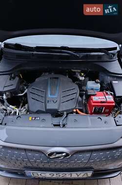 Внедорожник / Кроссовер Hyundai Kona Electric 2019 в Львове