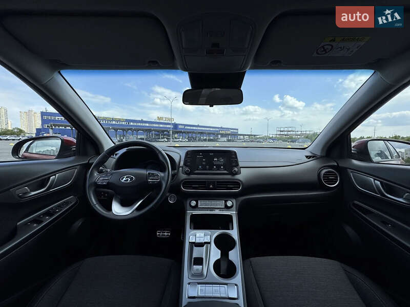Внедорожник / Кроссовер Hyundai Kona Electric 2020 в Киеве фото 23 Внедорожник / Кроссовер Hyundai Kona Electric 2020 в Киеве
