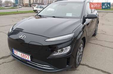 Внедорожник / Кроссовер Hyundai Kona Electric 2022 в Черкассах