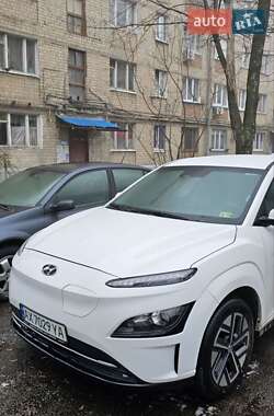 Позашляховик / Кросовер Hyundai Kona Electric 2023 в Харкові