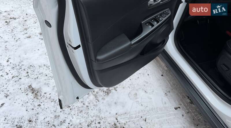 Внедорожник / Кроссовер Hyundai Kona Electric 2021 в Львове