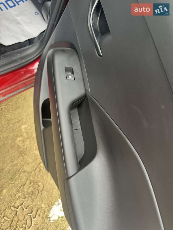 Внедорожник / Кроссовер Hyundai Kona Electric 2024 в Ивано-Франковске фото 29 Внедорожник / Кроссовер Hyundai Kona Electric 2024 в Ивано-Франковске