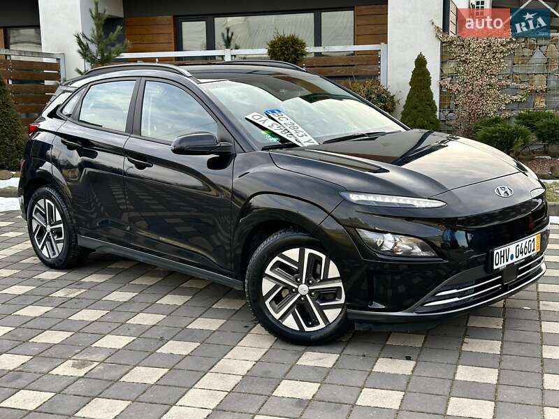 Внедорожник / Кроссовер Hyundai Kona Electric 2021 в Стрые