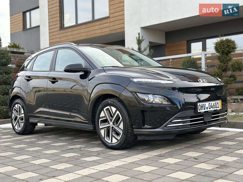 Внедорожник / Кроссовер Hyundai Kona Electric 2021 в Стрые