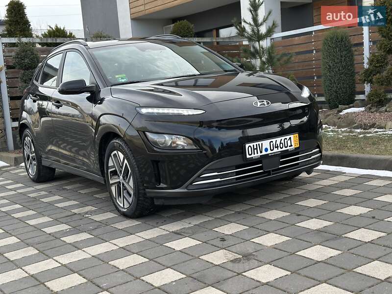 Внедорожник / Кроссовер Hyundai Kona Electric 2021 в Стрые