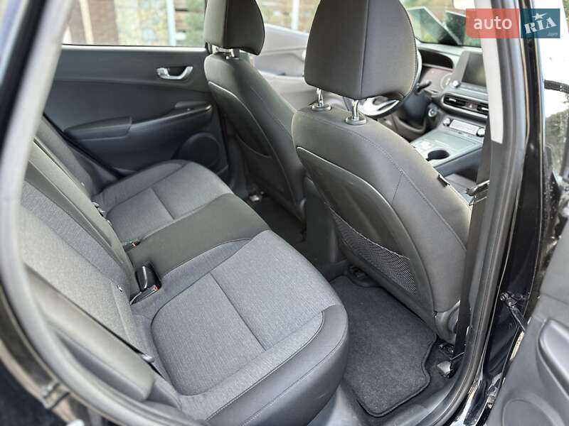 Внедорожник / Кроссовер Hyundai Kona Electric 2021 в Стрые