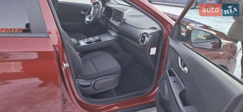 Внедорожник / Кроссовер Hyundai Kona Electric 2023 в Львове фото 15 Внедорожник / Кроссовер Hyundai Kona Electric 2023 в Львове