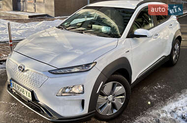 Позашляховик / Кросовер Hyundai Kona Electric 2020 в Києві