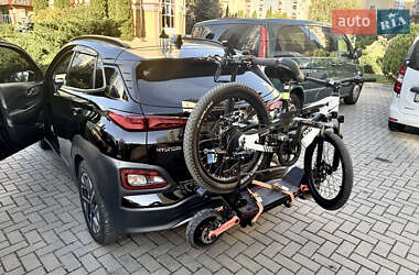 Внедорожник / Кроссовер Hyundai Kona Electric 2020 в Киеве