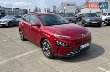 Внедорожник / Кроссовер Hyundai Kona Electric 2020 в Киеве