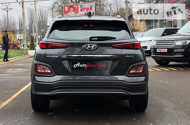 Позашляховик / Кросовер Hyundai Kona 2019 в 