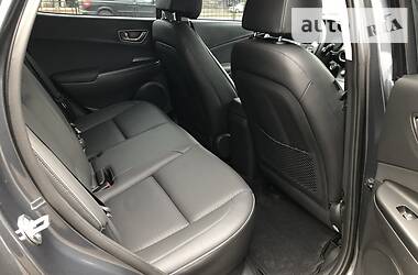 Позашляховик / Кросовер Hyundai Kona 2019 в 
