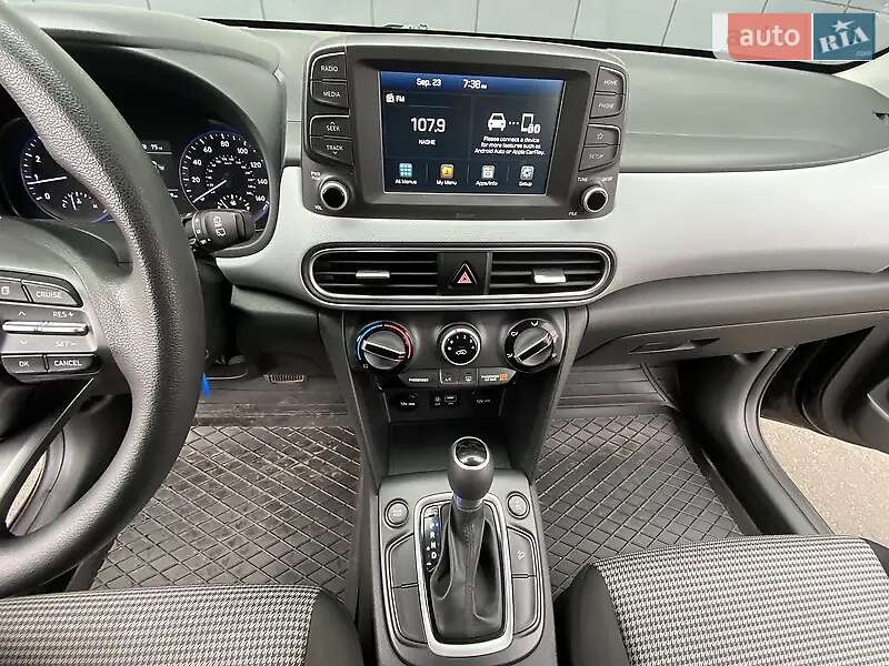 Внедорожник / Кроссовер Hyundai Kona 2019 в Днепре