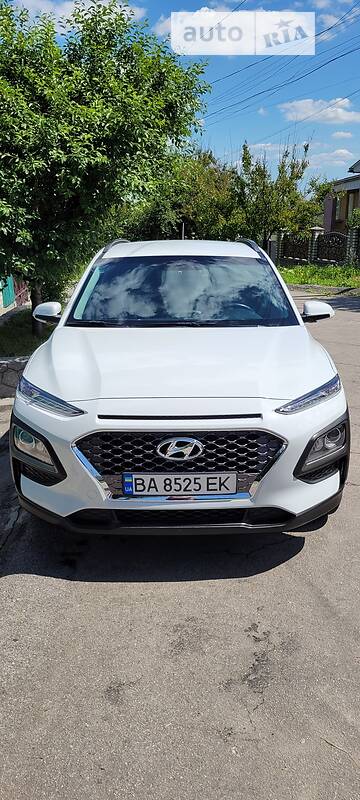 Позашляховик / Кросовер Hyundai Kona 2018 в Світловодську